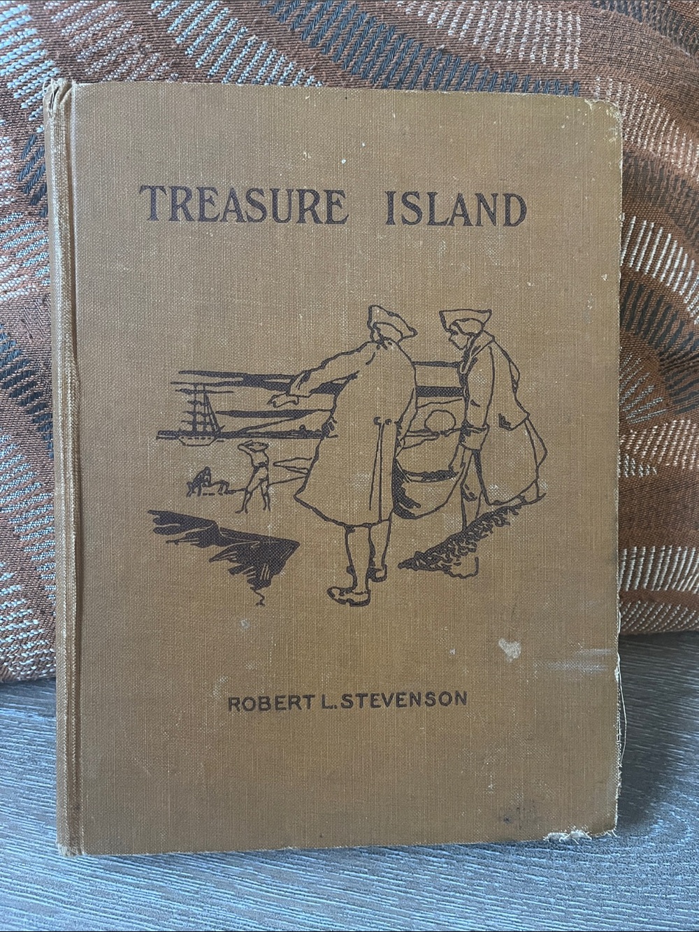 Treasure Island Hardcover by Robert L. Stevenson - Brown Illustrated Cloth